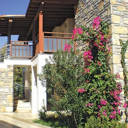 Villanaz Apartment Bitez