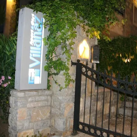 Villanaz Apartment Bitez